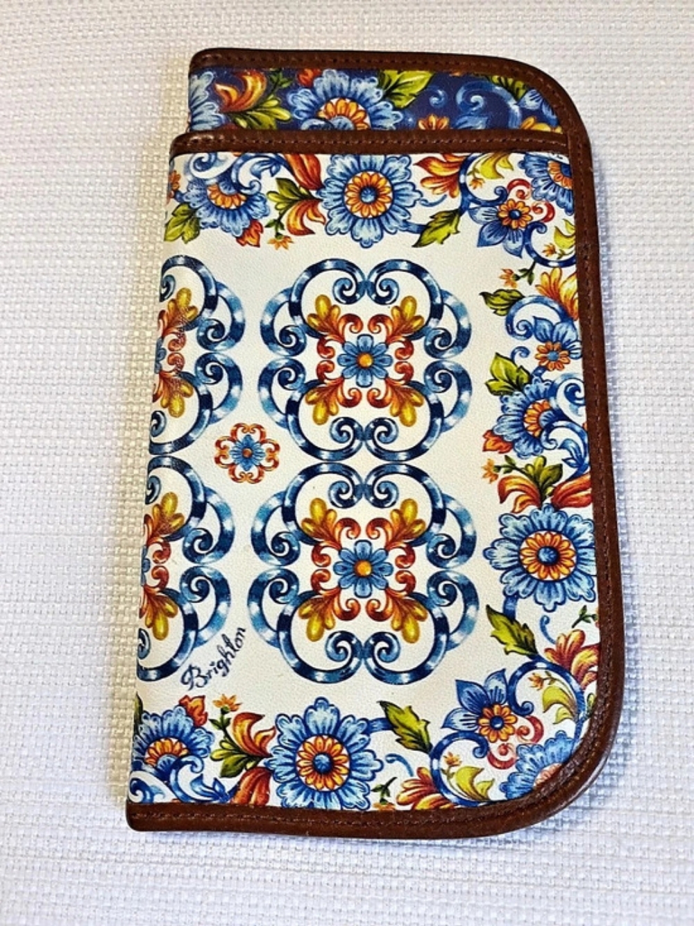 Brighton Mosaic Sunglass Case Floral Blue & White